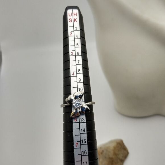 5.5 butterfly sparkle crystal‎ ring - Picture 1 of 3